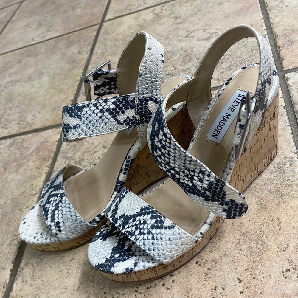 Steve Madden faux snake skin wedge sandals